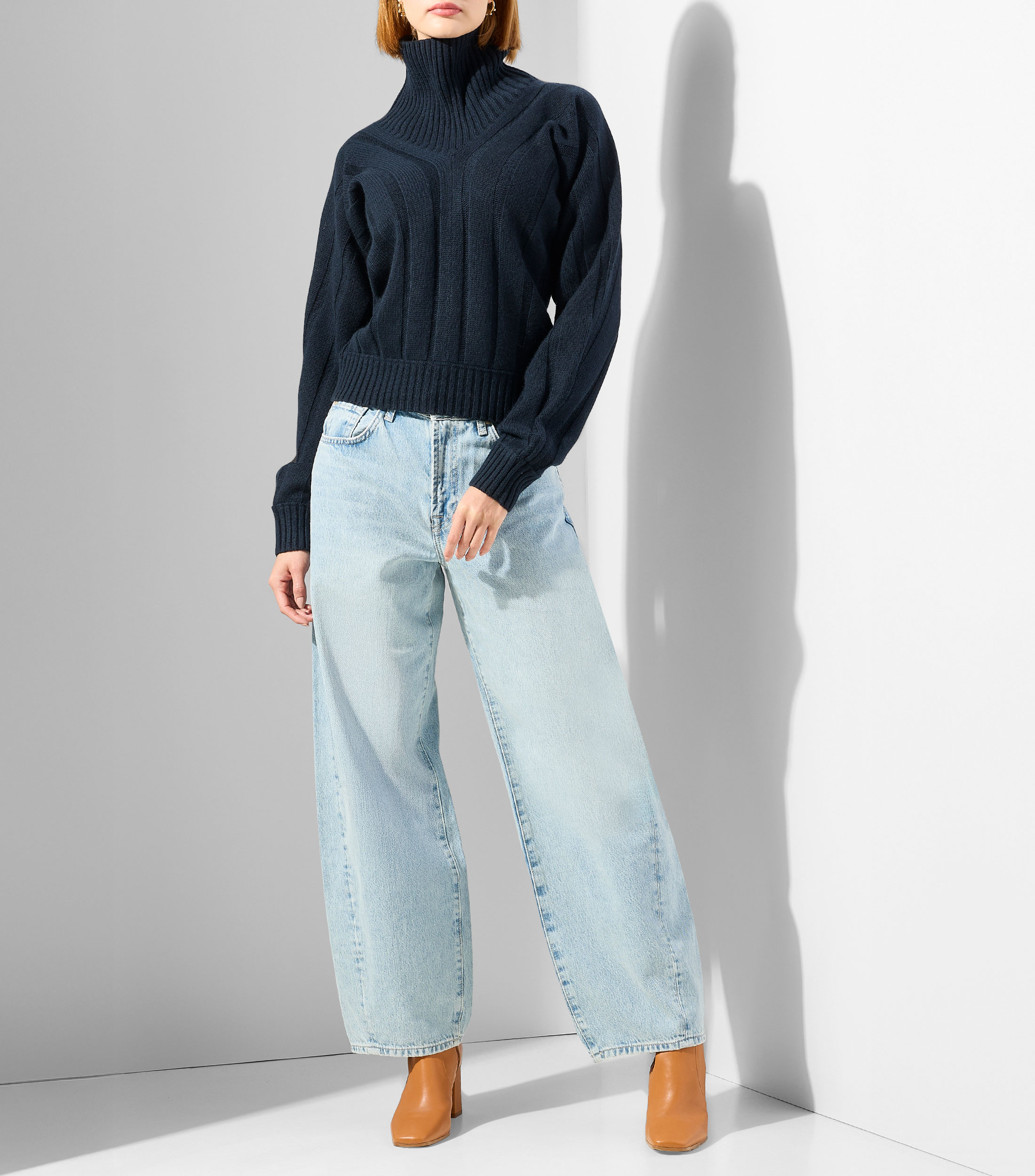 Suéter cuello alto Mujer